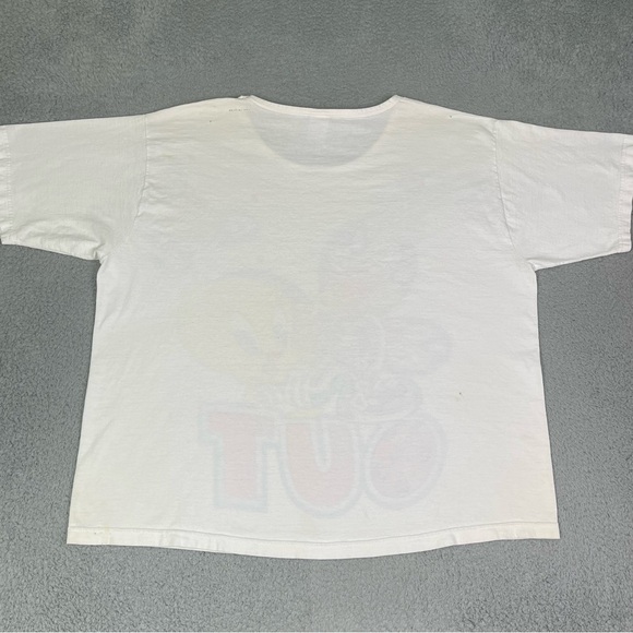 Vintage 90s Looney Tunes tweety bird T-shirt - Picture 5 of 5